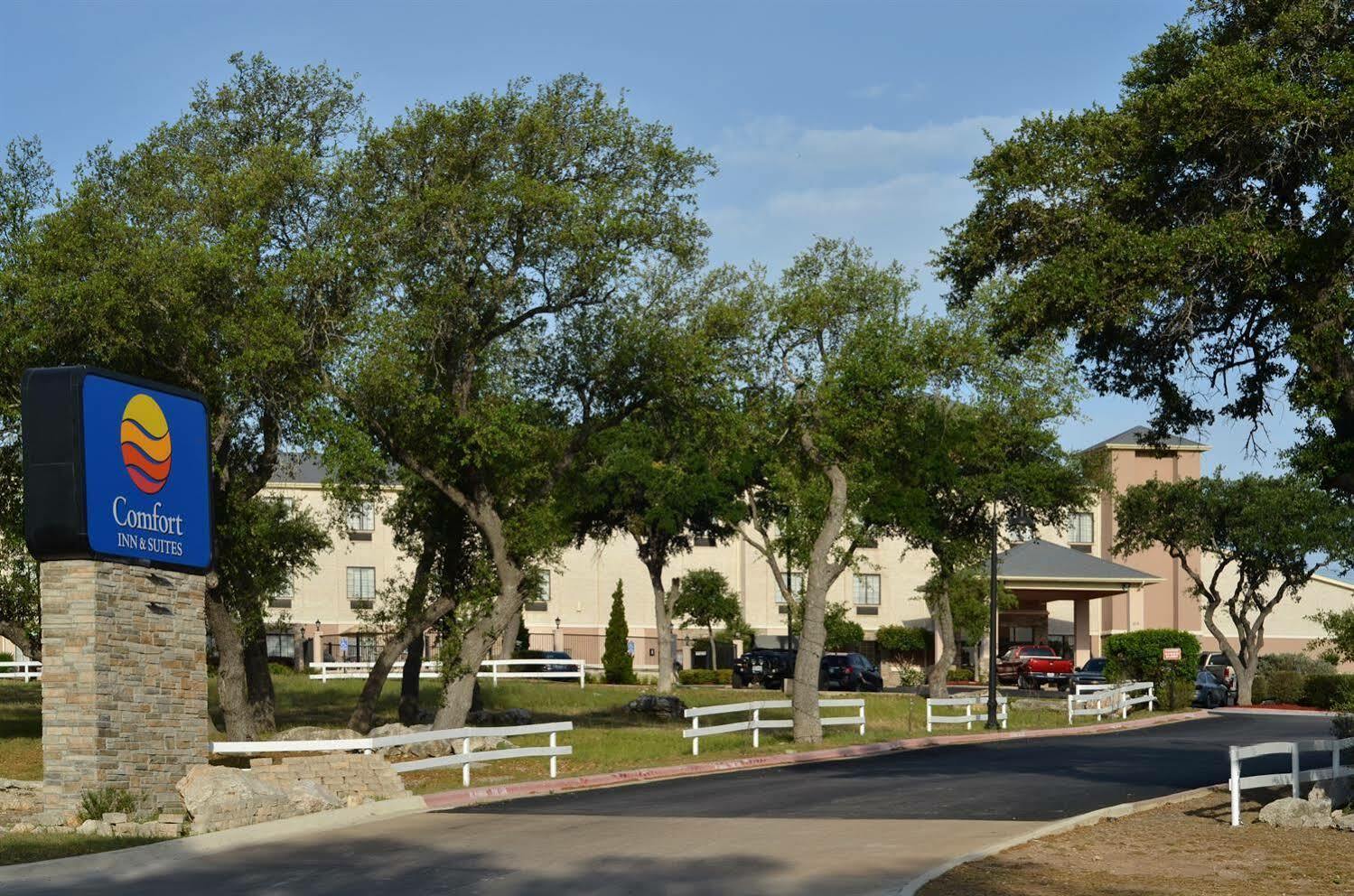 Comfort Inn&Suites Burnet Exterior foto